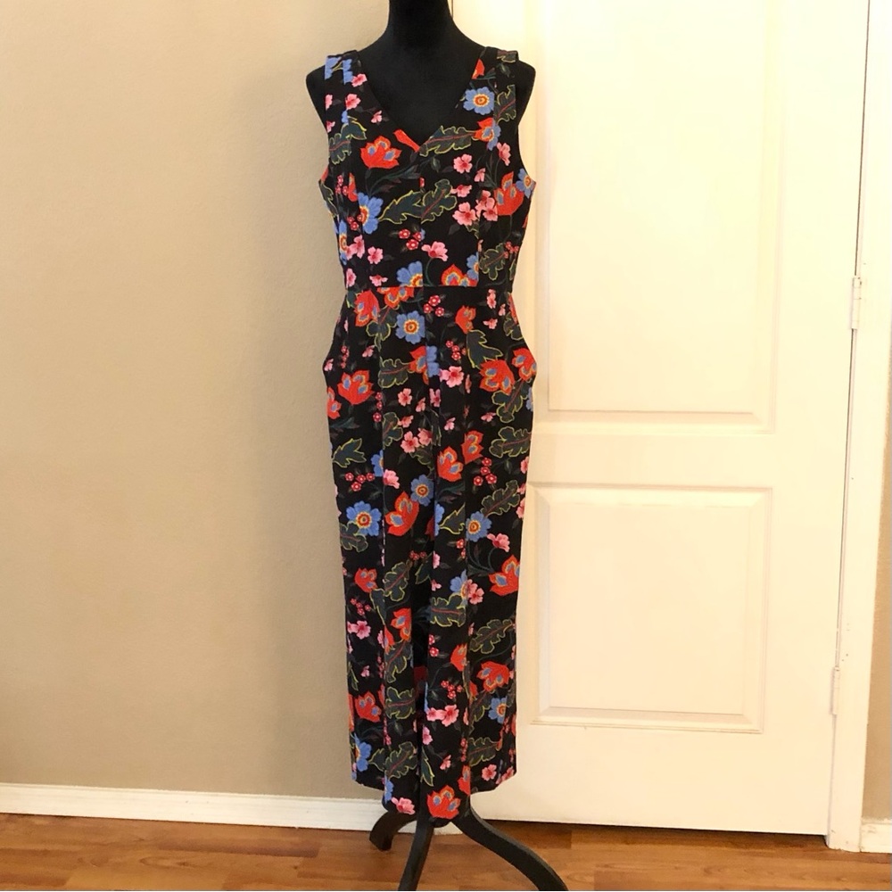 Floral V-Neck Jumpsuit with Pockets